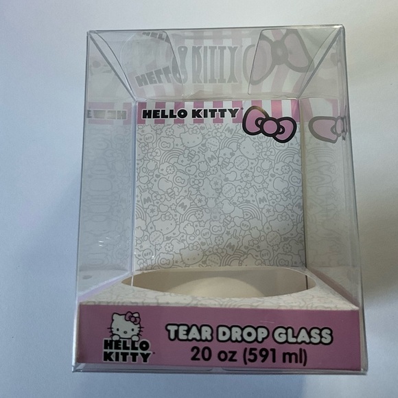 Hello Kitty Strawberry Glass Cup - Picture 4 of 8
